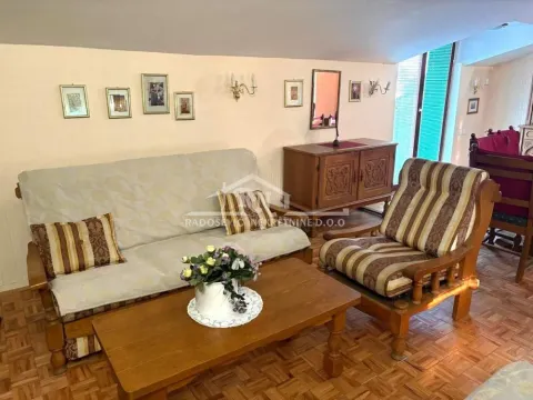 Prodaja, trosoban stan, 88m², Petlovo Brdo, Beograd - image 2