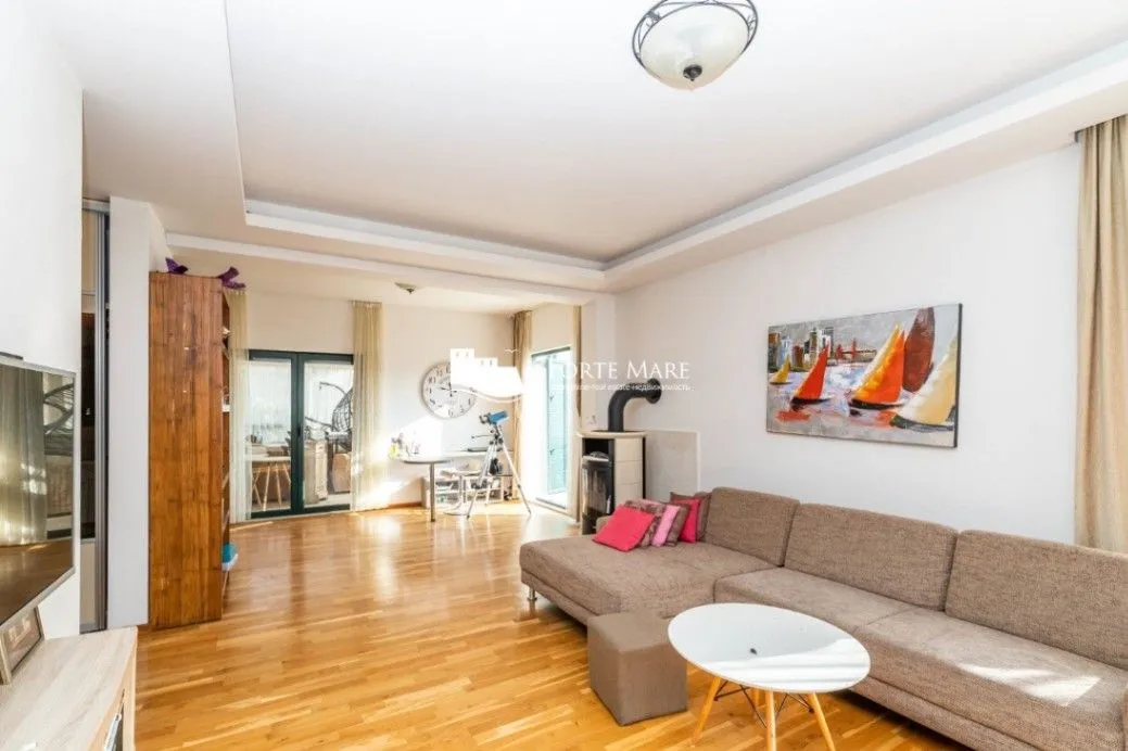 Prodaja, kuća, 201m², Topla, Herceg Novi