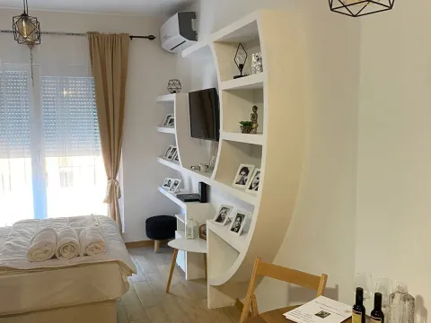 Prodaja, garsonjera, 27m², Budva, Crna Gora - image 12