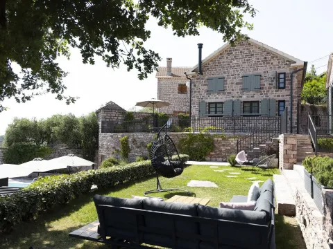 Sale, house, 293m², Gornja Lastva, Tivat - image 15