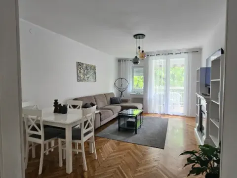 Sale, two bedroom apartment, 52m², Dubovica, Budva - image 2