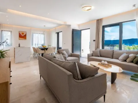 Prodaja, kuća, 250m², Mrčevac, Tivat - image 11