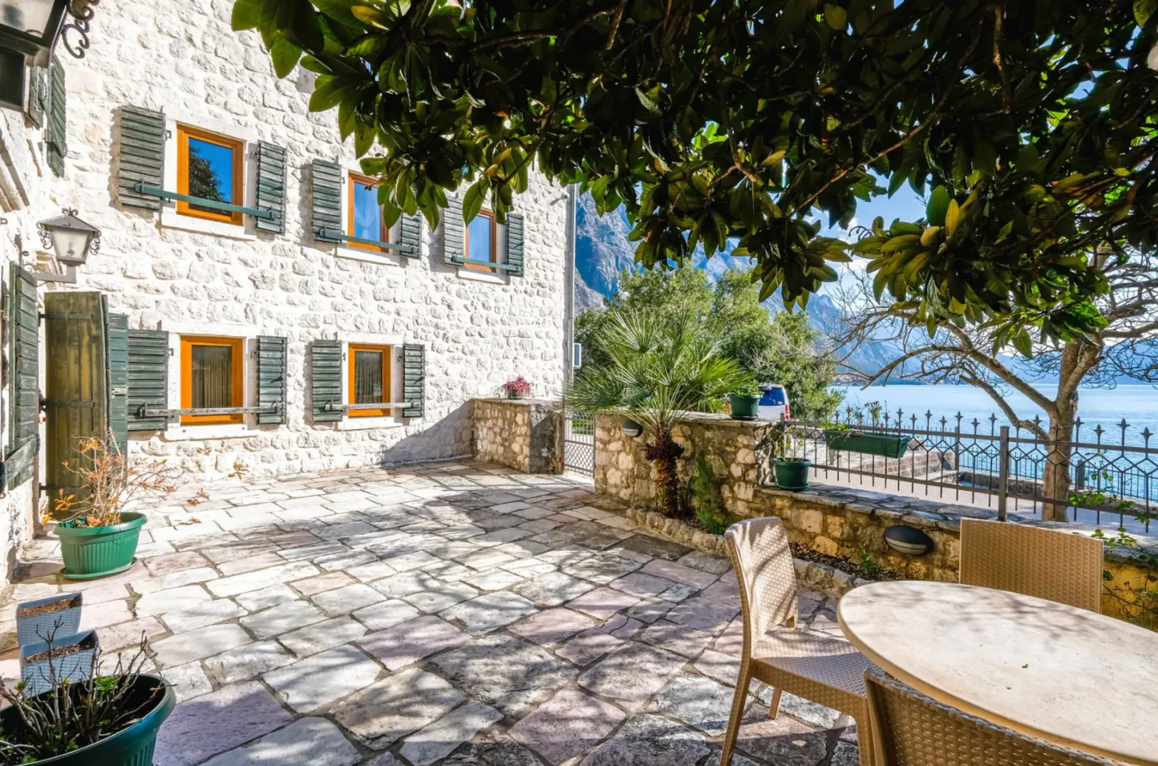 Sale, house, 500m², Orahovac, Kotor