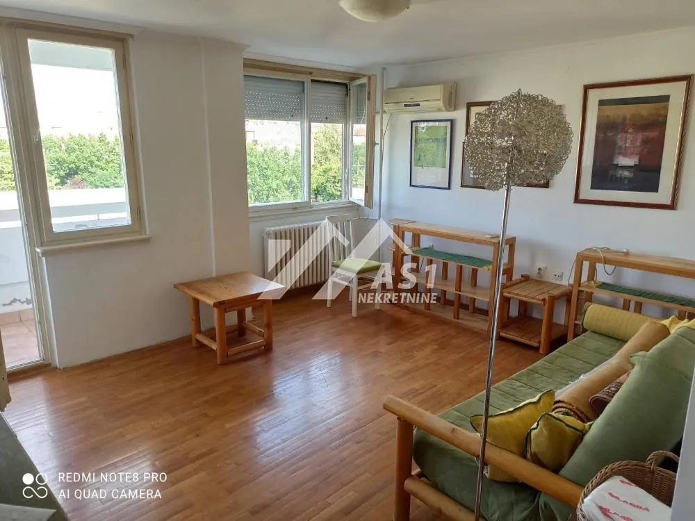 Izdavanje, dvosoban stan, 56m², Liman 2, Novi Sad Sve Podlokacije
