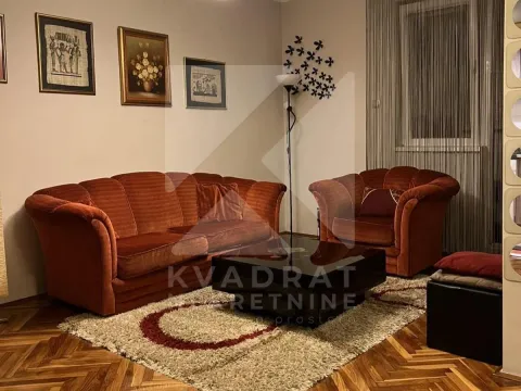 Izdavanje, dvosoban stan, 60m², Blok 6, Podgorica - image 2