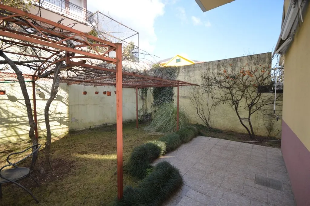 Prodaja, kuća, 322m², Baošići, Herceg Novi