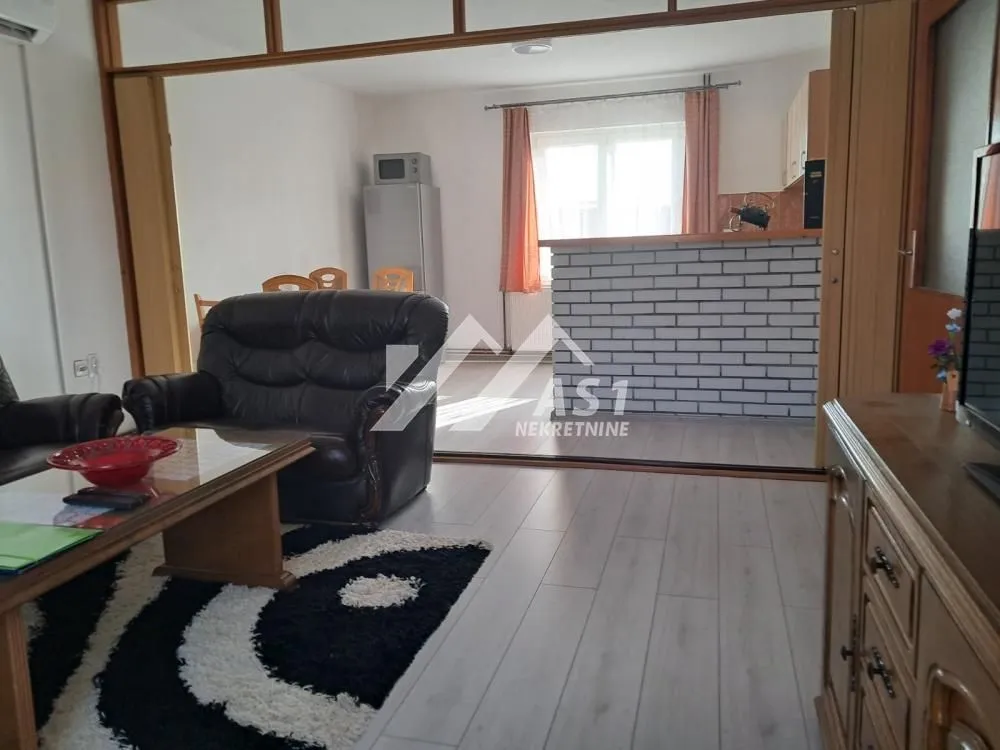 Prodaja, kuća, 300m², Centar, Kotor