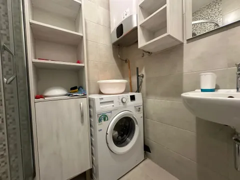 Rent, one bedroom apartment, 40m², Centar, Budva - image 10