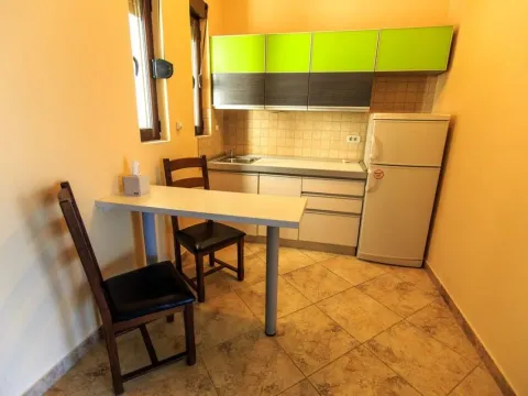 Prodaja, kuća, 340m², Budva, Crna Gora - image 37