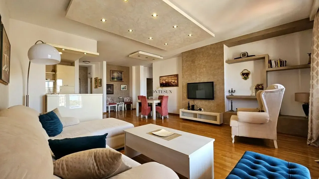 Rent, three bedroom apartment, 112m², Bečići, Budva