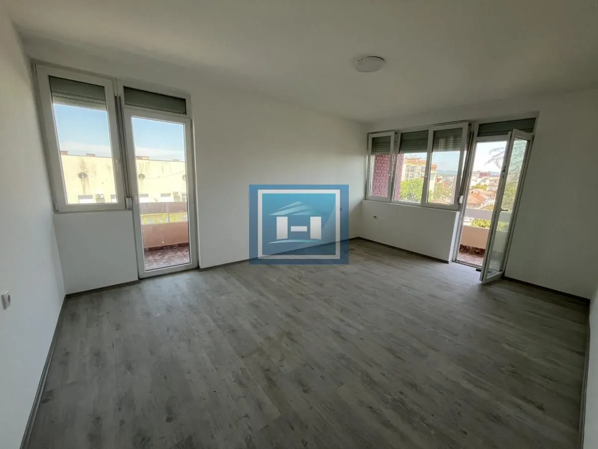 Sale, two bedroom apartment, 74m², Centar, Paraćin