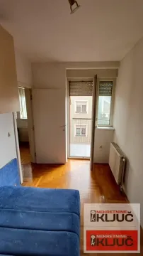 Rent, two bedroom apartment, 46m², Bulevar Oslobodjenja, Novi Sad Sve Podlokacije - image 11