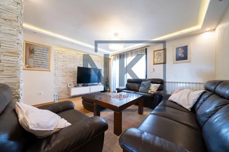 Prodaja, kuća, 136m², 1 maj, Podgorica