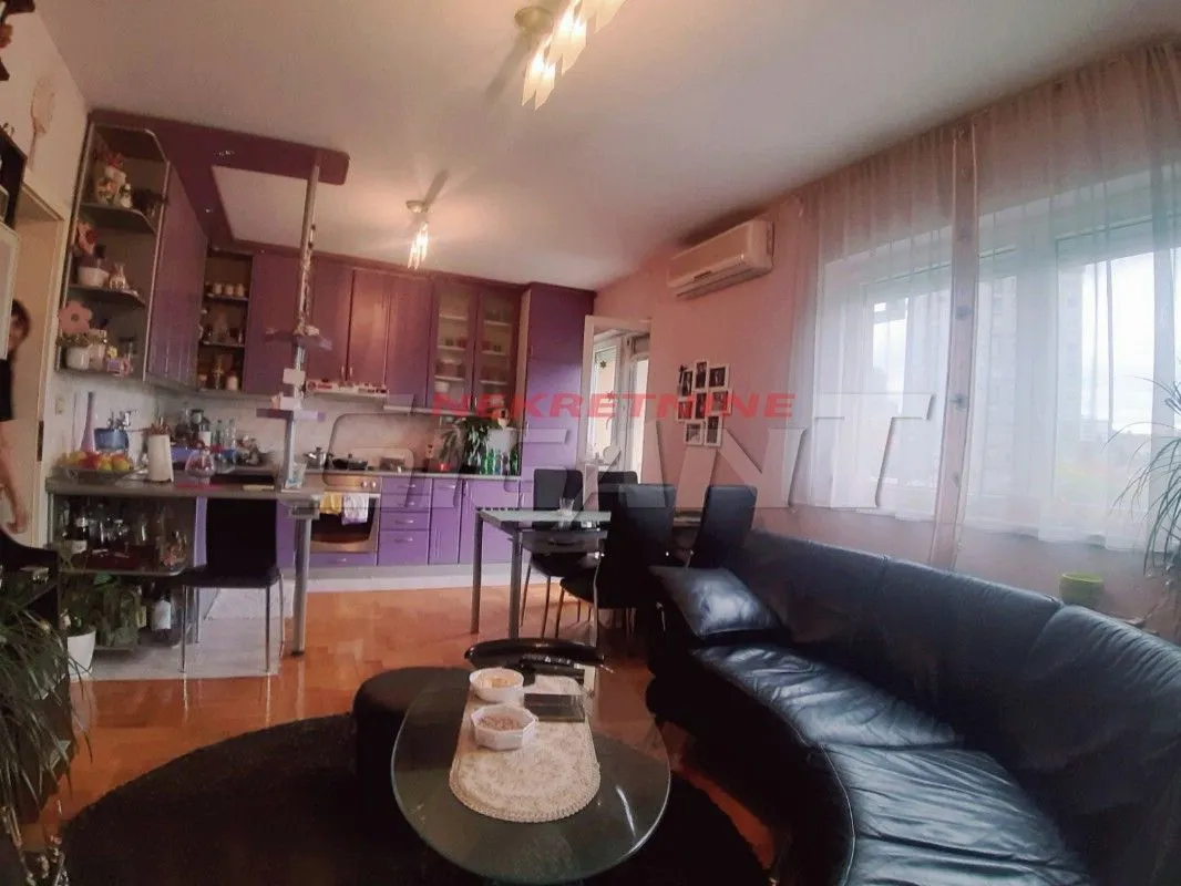 Prodaja, trosoban stan, 85m², Brace Jerković, Voždovac Sve Podlokacije