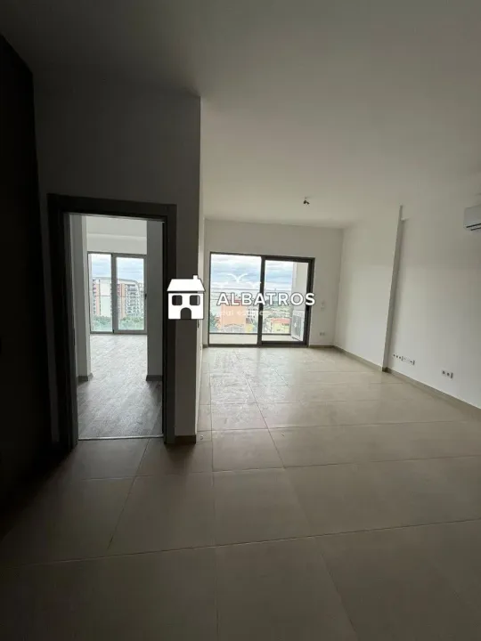 Prodaja, jednosoban stan, 86m², Makedonsko naselje, Bar