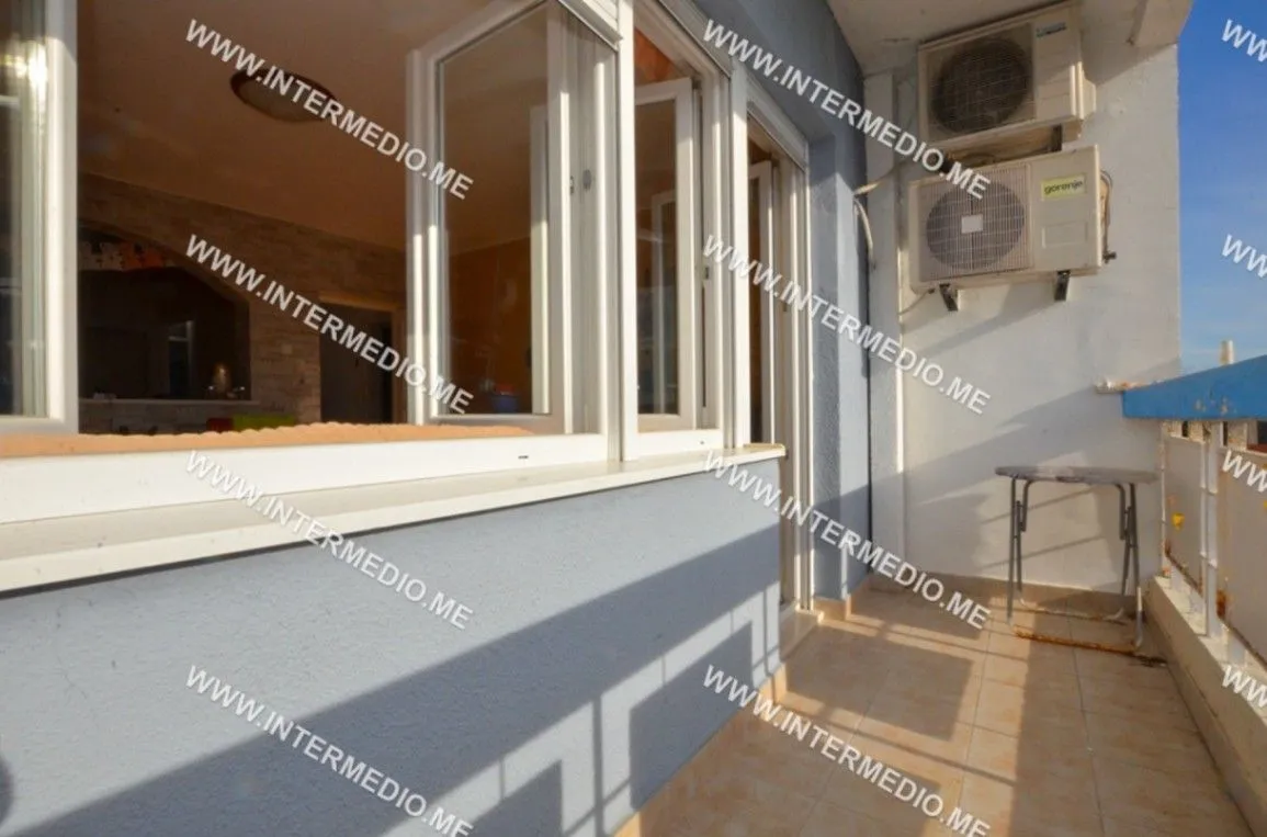 Prodaja, dvosoban stan, 73m², Centar, Herceg Novi