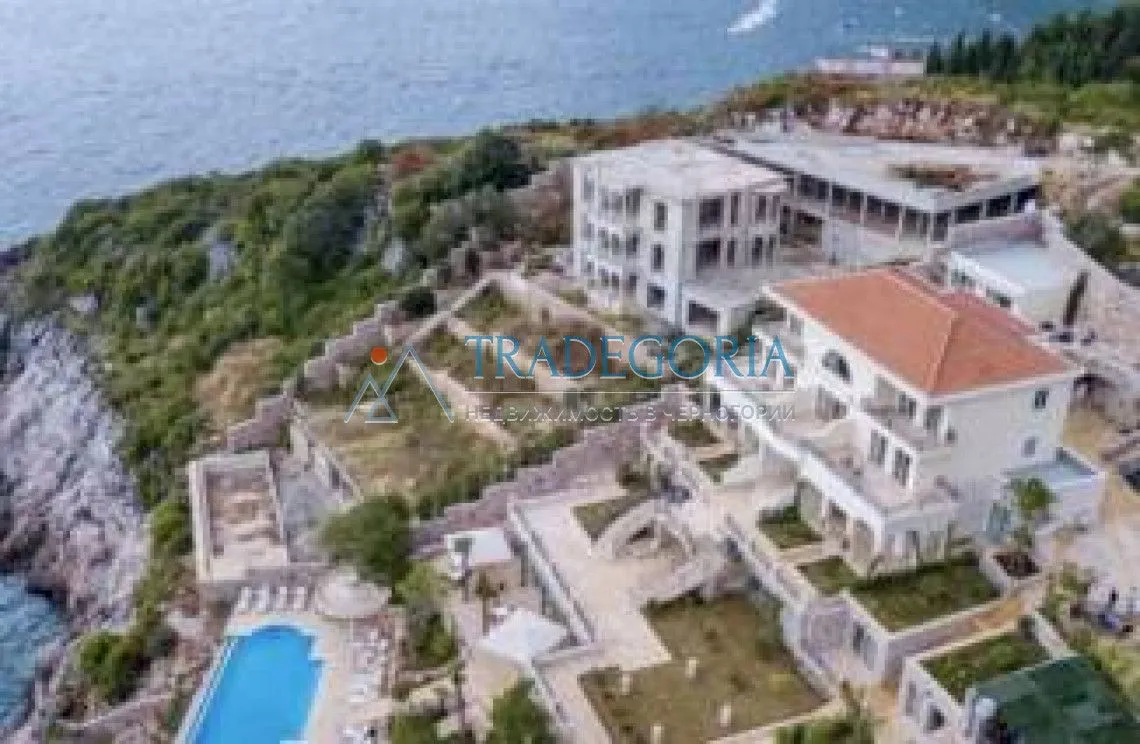 Prodaja, kuća, 1000m², Pržno, Budva