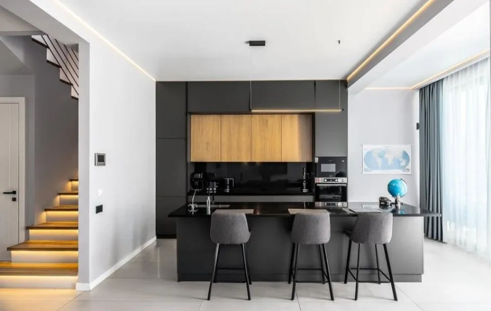 Sale, house, 200m², Kavač, Kotor