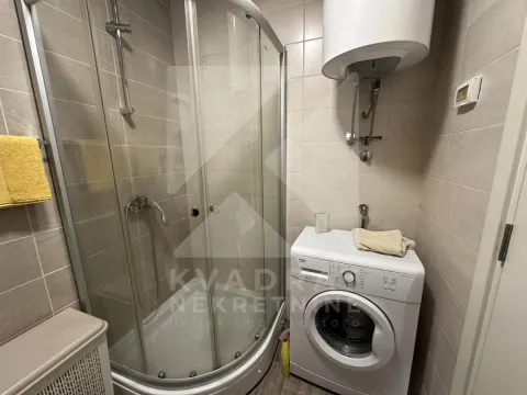Rent, one bedroom apartment, 43m², City Kej, Podgorica - image 11