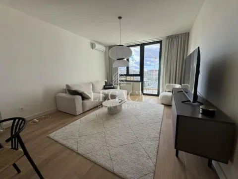 Izdavanje, dvosoban stan, 59m², Savski Venac, Beograd - image 1