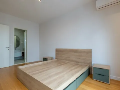 Izdavanje, trosoban stan, 127m², Preko Morače, Podgorica - image 6