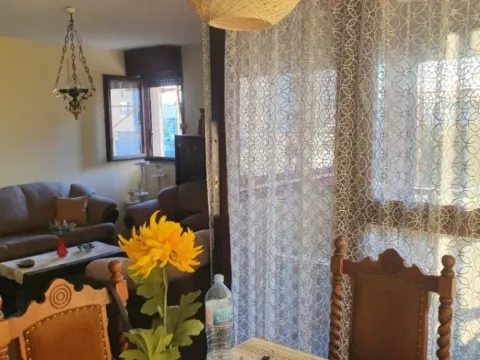 Izdavanje, dvosoban stan, 80m², Blok 5, Podgorica - image 7