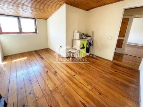 Sale, three bedroom apartment, 94m², Savski Venac, Beograd - image 15