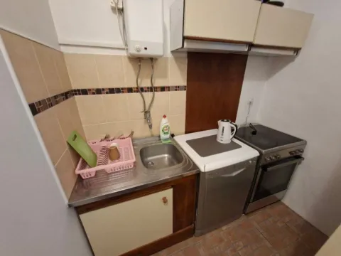 Daily-rent, one bedroom apartment, 32m², Zemun Centar, Zemun Sve Podlokacije - image 2