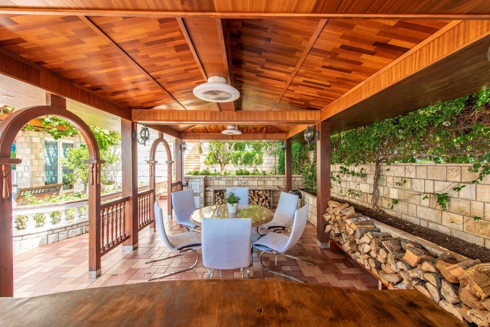Sale, house, 1200m², Sutomore, Bar