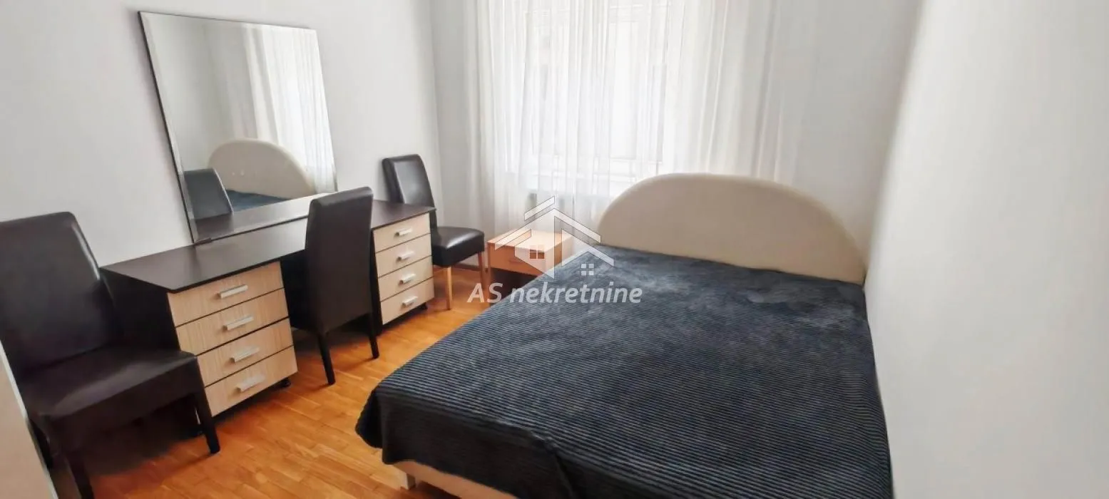 Rent, two bedroom apartment, 51m², Stari Grad, Beograd