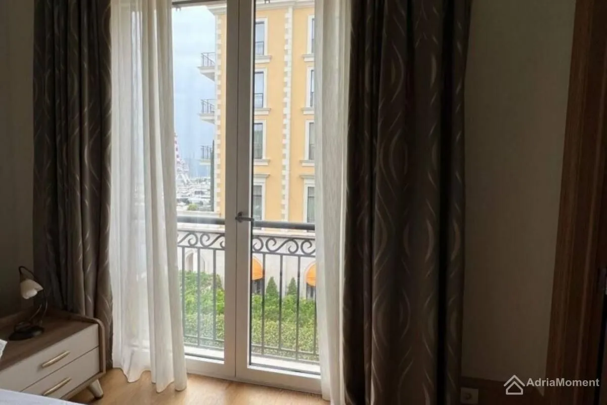 Prodaja, dvosoban stan, 131m², Porto Montenegro, Tivat