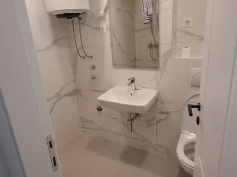 Rent, one bedroom apartment, 45m², Stari Aerodrom, Podgorica - image 6