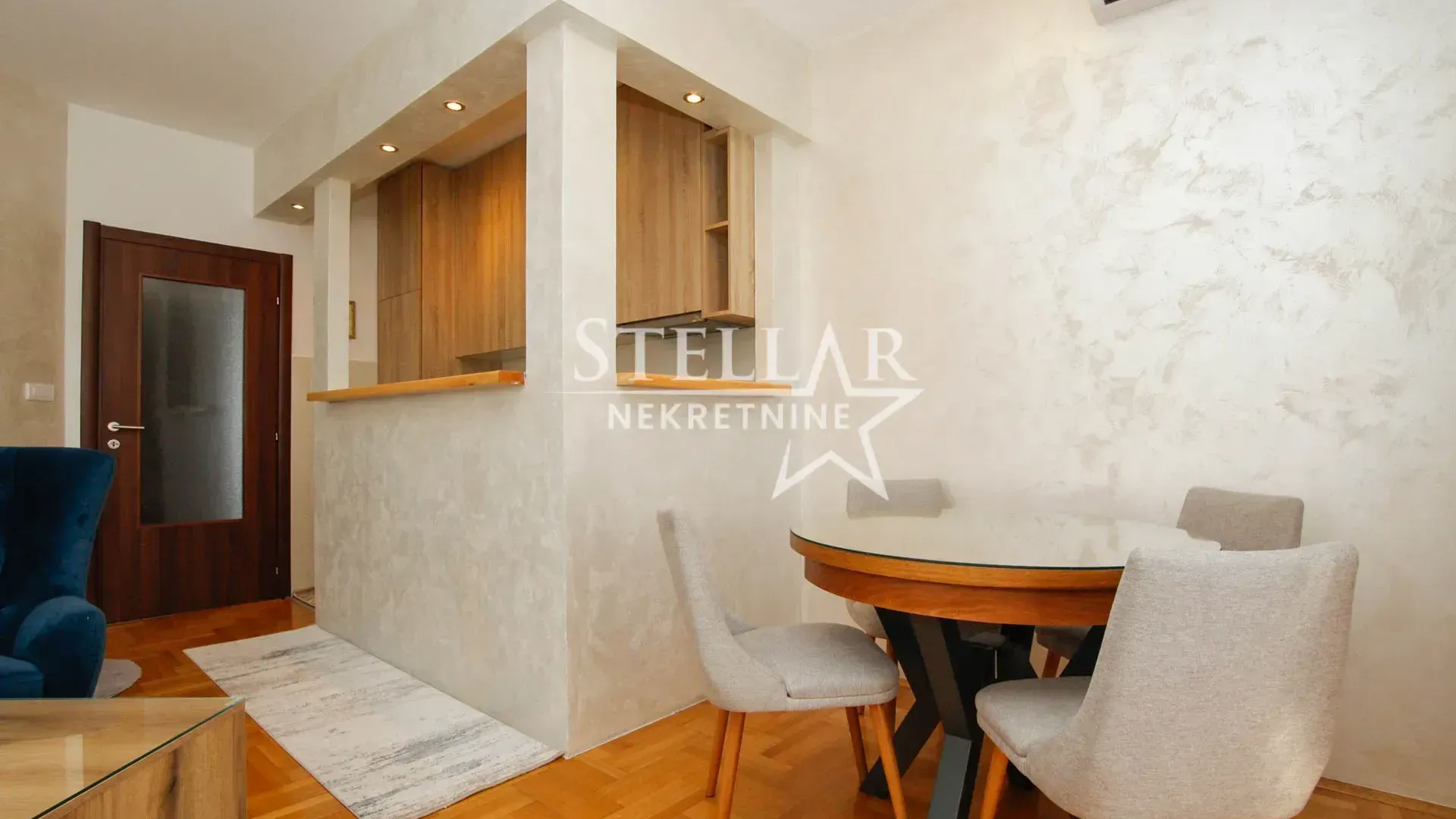 Izdavanje, jednosoban stan, 43m², Stari Aerodrom, Podgorica