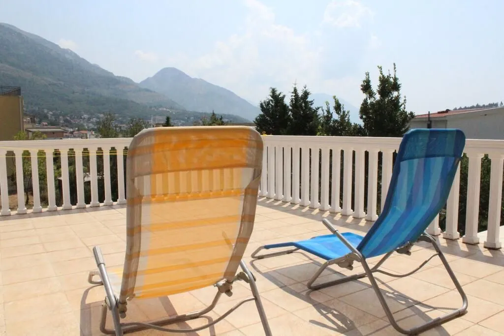 Sale, house, 220m², Sutomore, Bar
