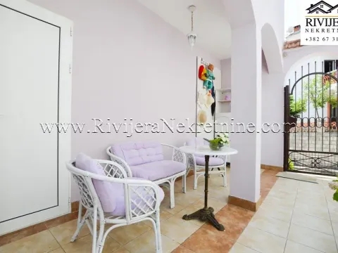 Prodaja, dvosoban stan, 98m², Igalo, Herceg Novi - image 1