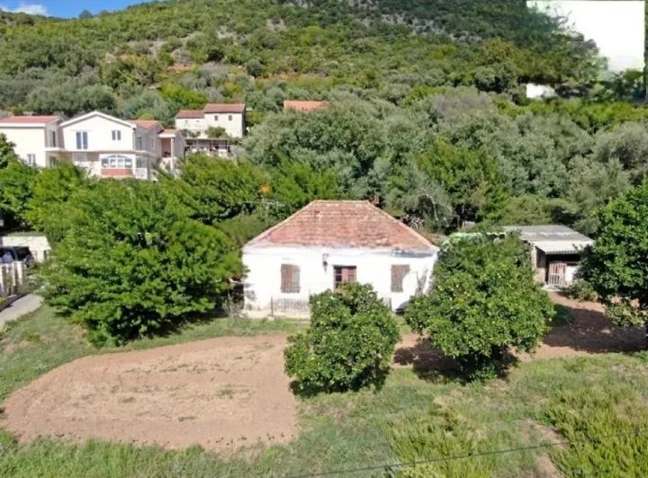 Prodaja, kuća, 74m², Herceg Novi, Crna Gora