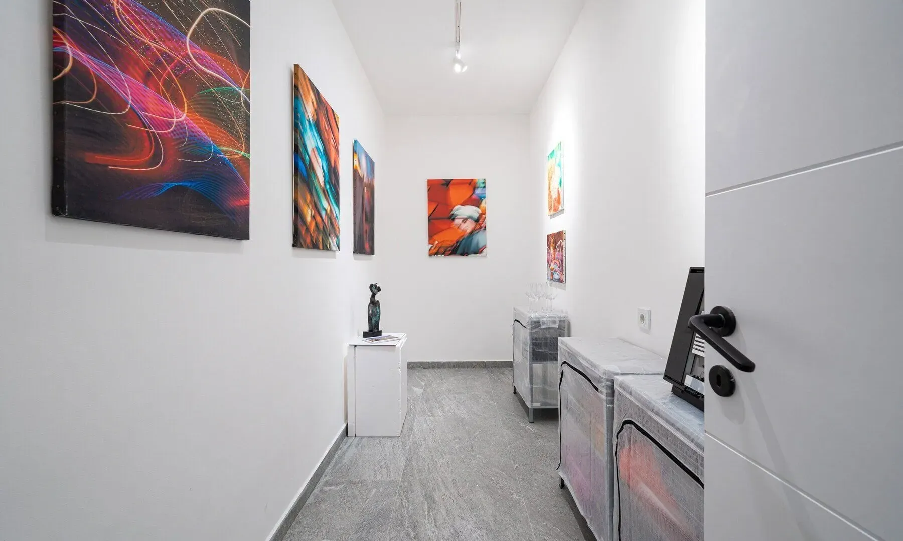 Rent, one bedroom apartment, 144m², Krašići, Tivat