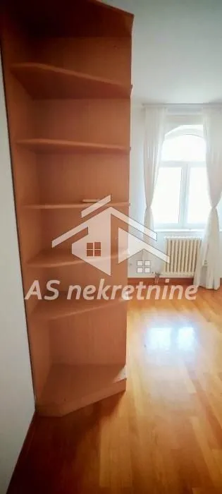 Rent, four bedroom apartment, 150m², Savski Venac, Beograd