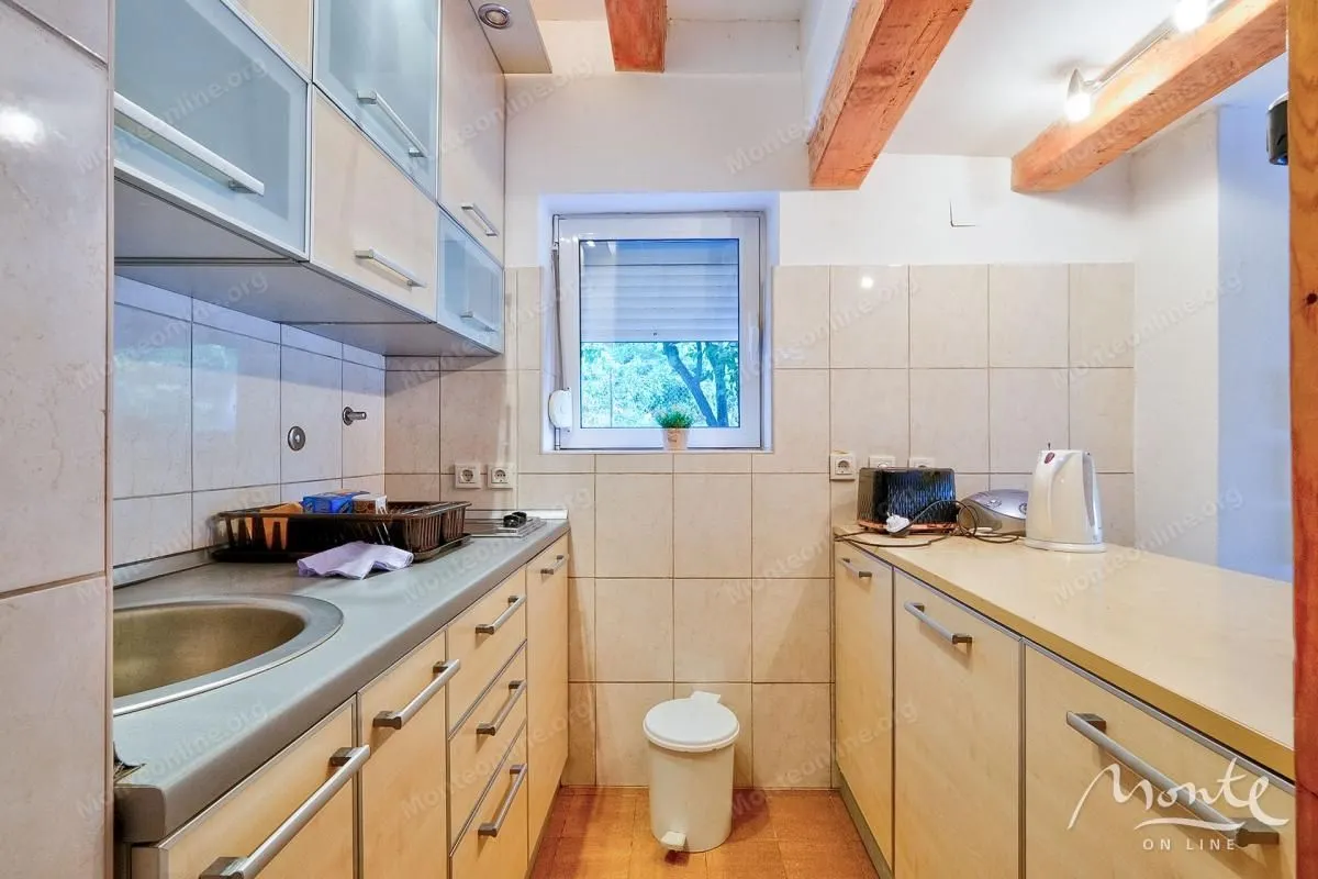 Prodaja, kuća, 67m², Orahovac, Kotor