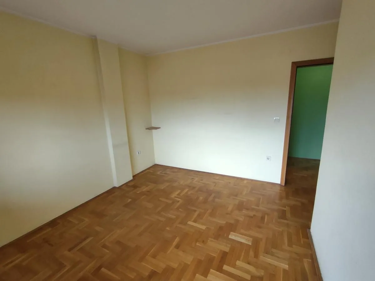 Prodaja, četvorosoban stan, 103m², Nova Detelinara, Novi Sad Sve Podlokacije