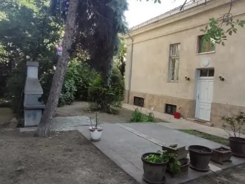 Izdavanje, kuća, 220m², Vukov Spomenik, Zvezdara Sve Podlokacije - image 17