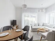 Izdavanje, dvosoban stan, 54m², Bečići, Budva - image 3