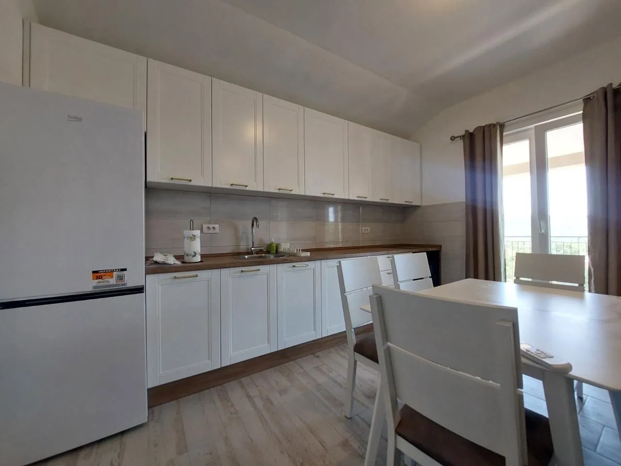 Rent, two bedroom apartment, 100m², Radanovići, Kotor