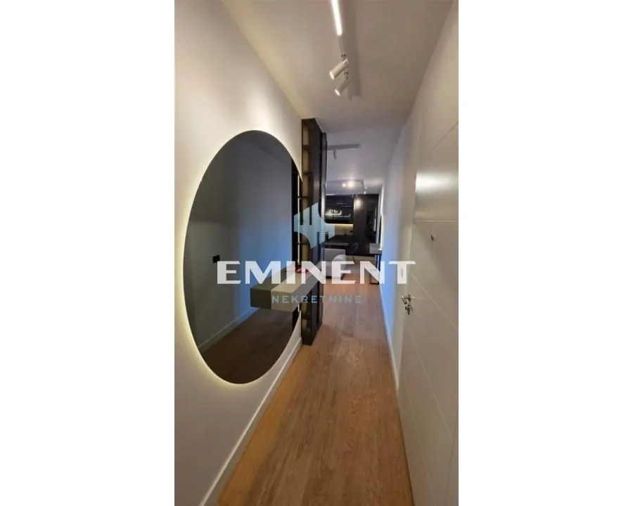 Rent, three bedroom apartment, 95m², Savski Venac, Beograd