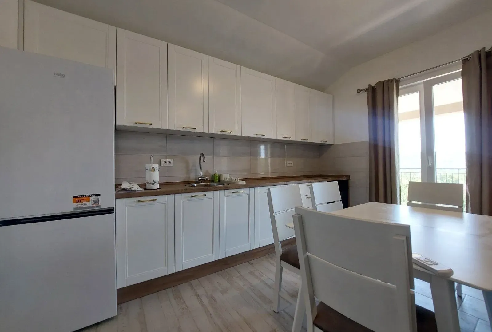 Rent, two bedroom apartment, 100m², Radanovići, Kotor