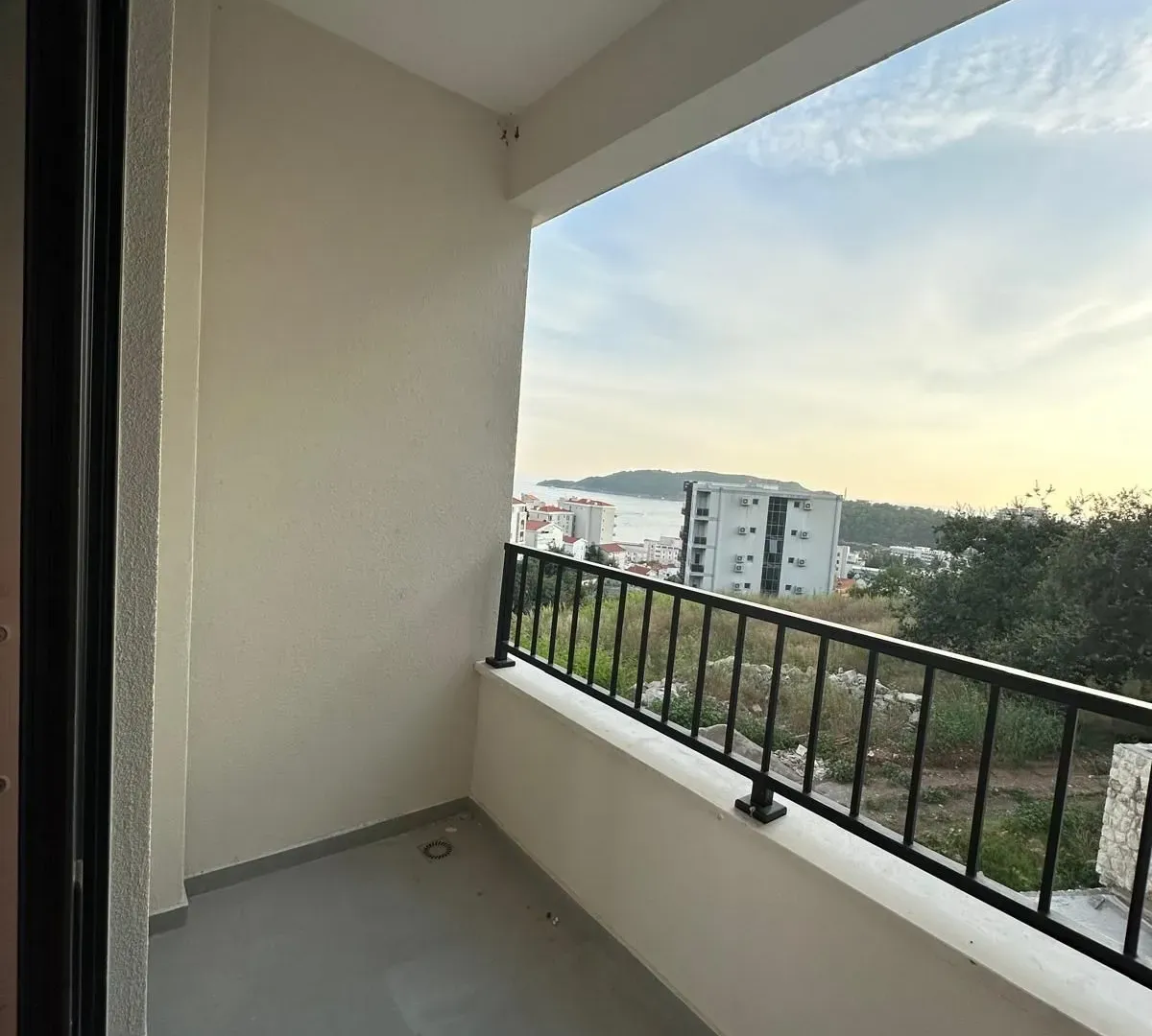 Sale, one bedroom apartment, 42m², Bečići, Budva