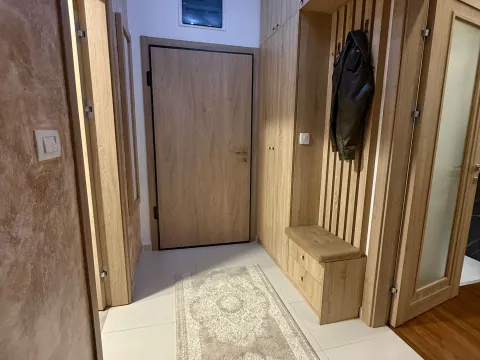 Izdavanje, jednosoban stan, 50m², Master Kvart, Podgorica - image 10