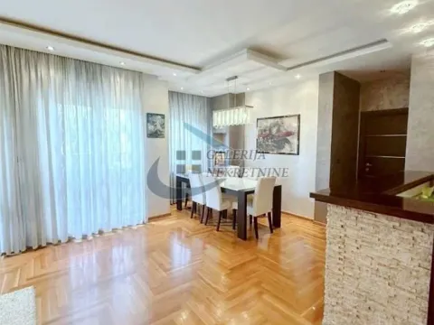 Rent, four bedroom apartment, 97m², Vračar Sve Podlokacije, Beograd - image 12