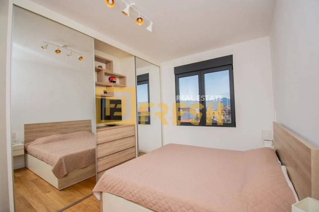 Izdavanje, trosoban stan, 95m², City Kvart, Podgorica