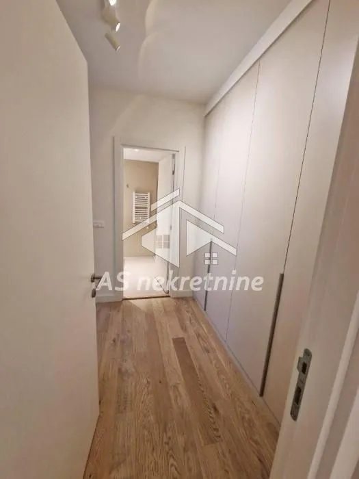 Rent, four bedroom apartment, 109m², Savski Venac, Beograd